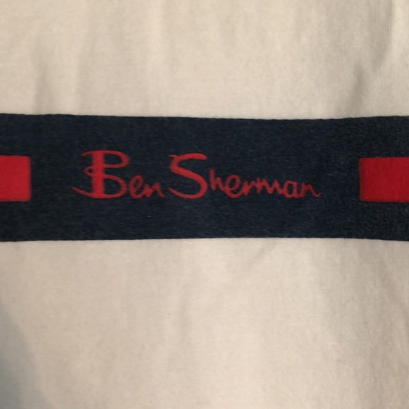 Ben Sherman Men’s XL T Shirt- White with print on front. Slightly used - Picture 2 of 5